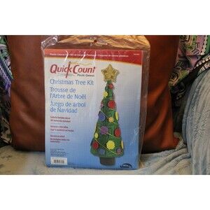 Quick Count Plastic Canvas Christmas Tree Kit Finished Size 5” x 5” Never Opened